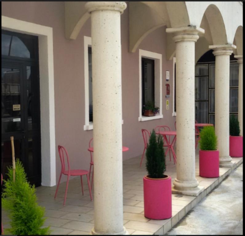 Le Merle Blanc Hotel Logis Дигуэн Экстерьер фото