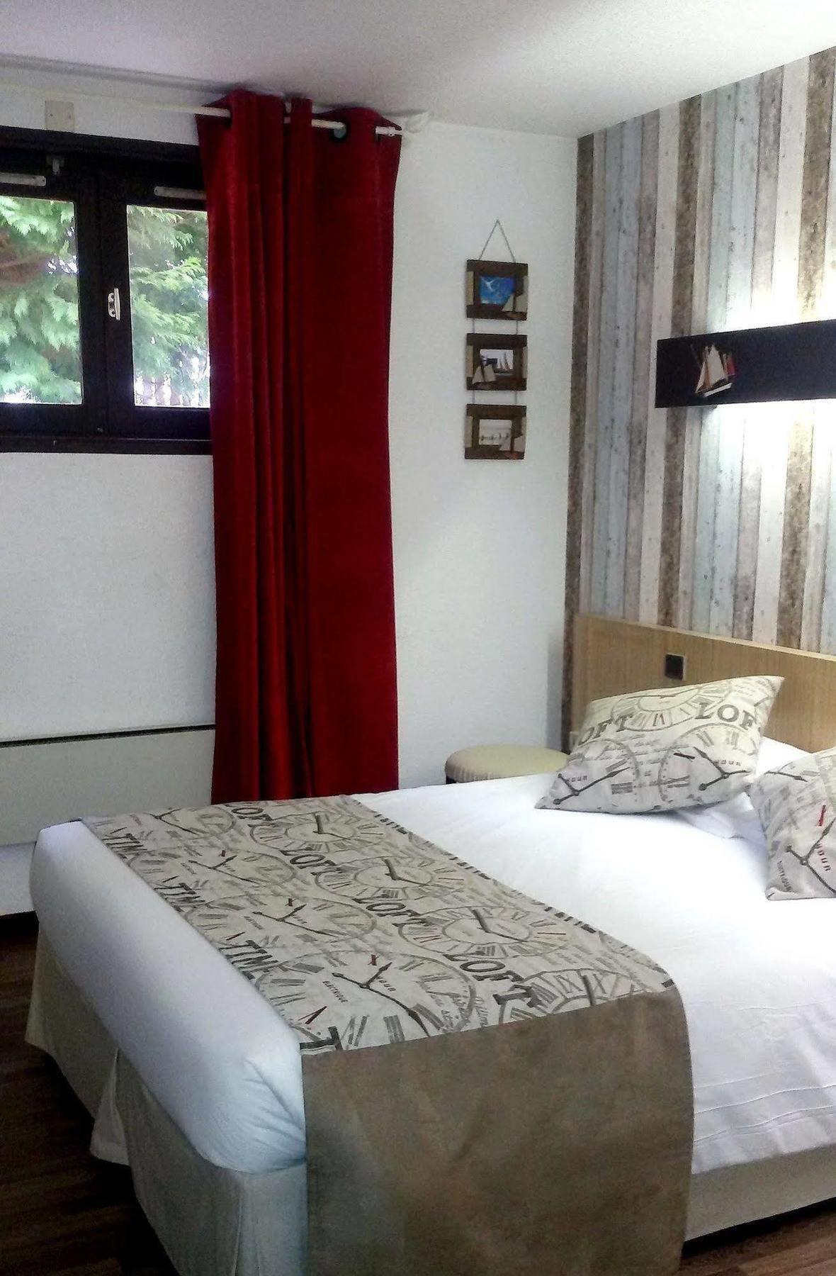 Le Merle Blanc Hotel Logis Дигуэн Экстерьер фото